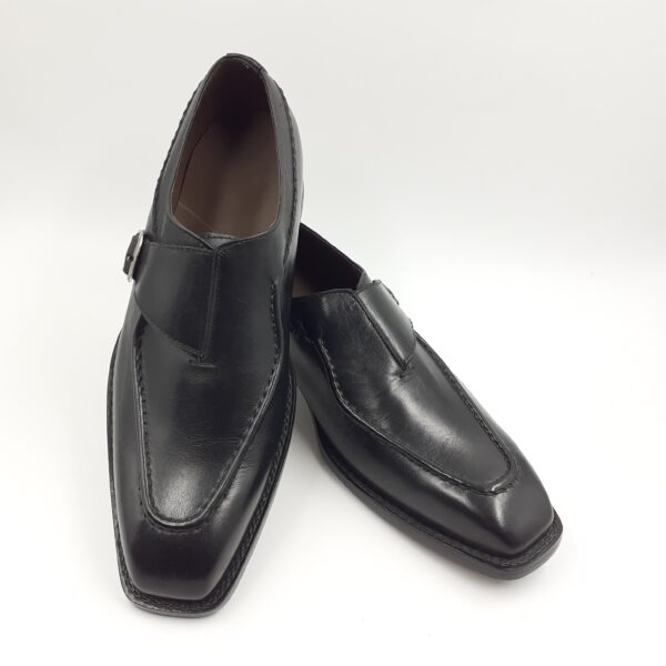 513-Cross Buckle Black Leather Shoes